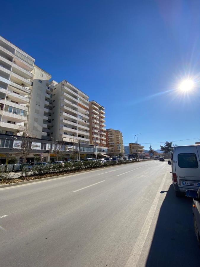 Gus Apartament Vlore Exterior photo
